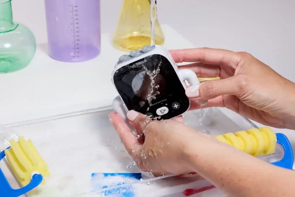 Time-Timer-Element-Waterproof-Water-Splash-ws-1024x683.webp