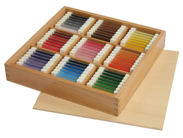 BOITE DE 63 TABLETTES/ 9 COULEURS