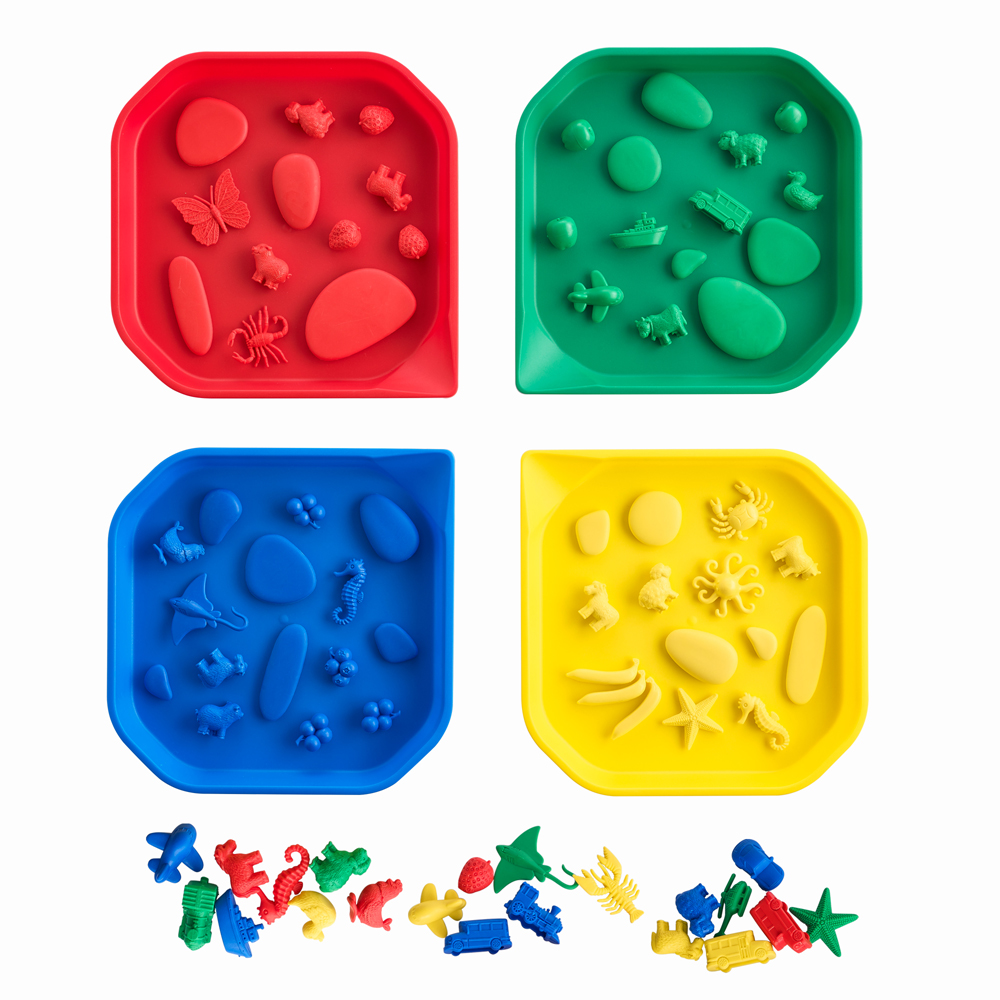 PLATEAUX DE TRI CARRES, LOT DE 4